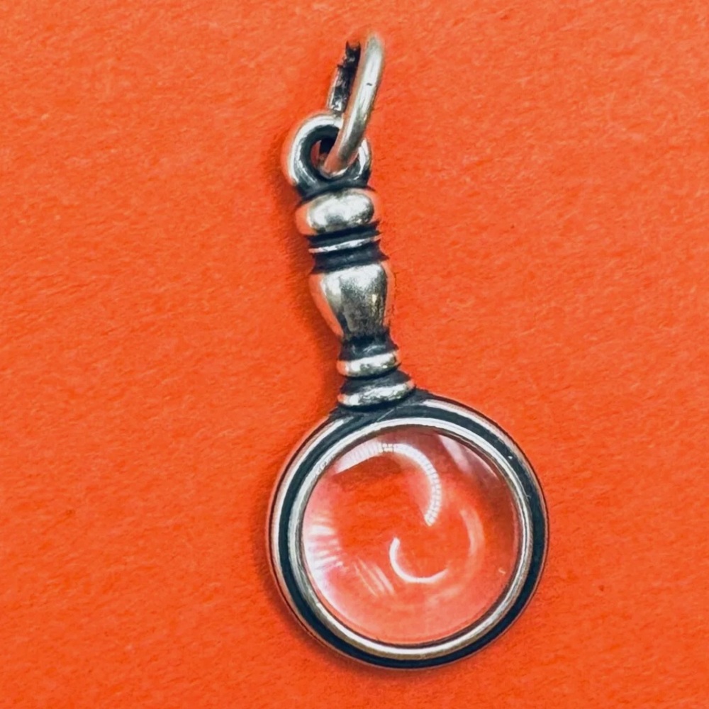 James Avery Retired Look For The Little Things (Magnifying Glass) Charm